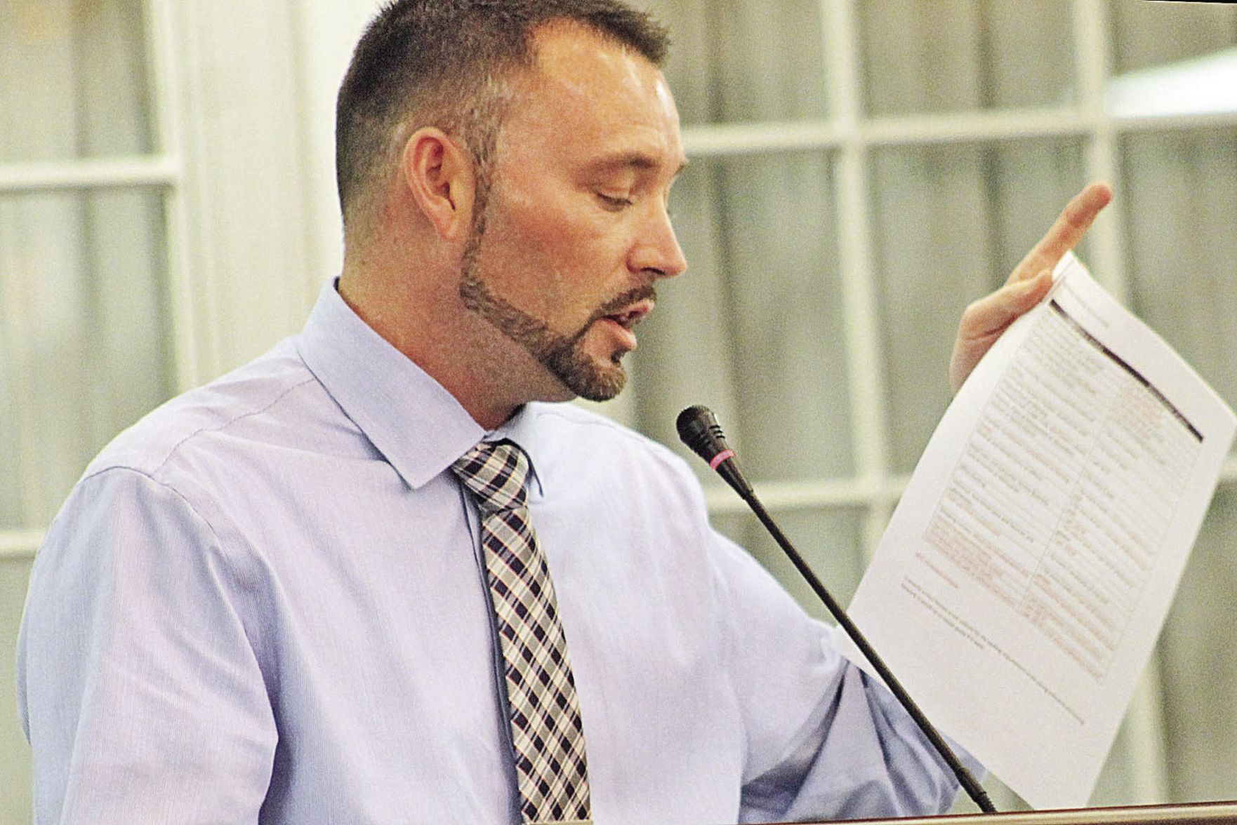 Smith at city council